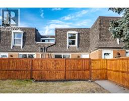 110, 330 Canterbury Drive SW Canyon Meadows