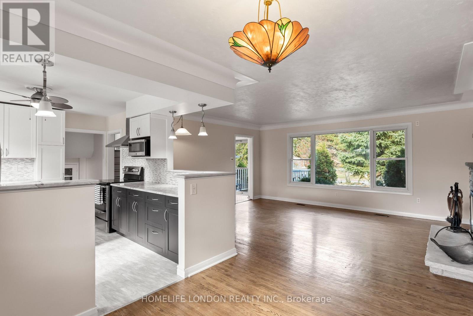 163 Centre Street W, London South, Ontario N6J 1T7 - Photo 15 - X12547184