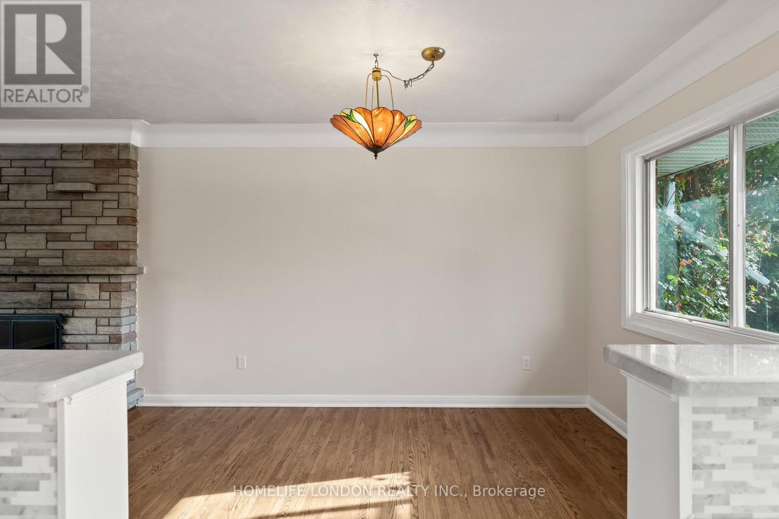 163 Centre Street W, London South, Ontario N6J 1T7 - Photo 16 - X12547184