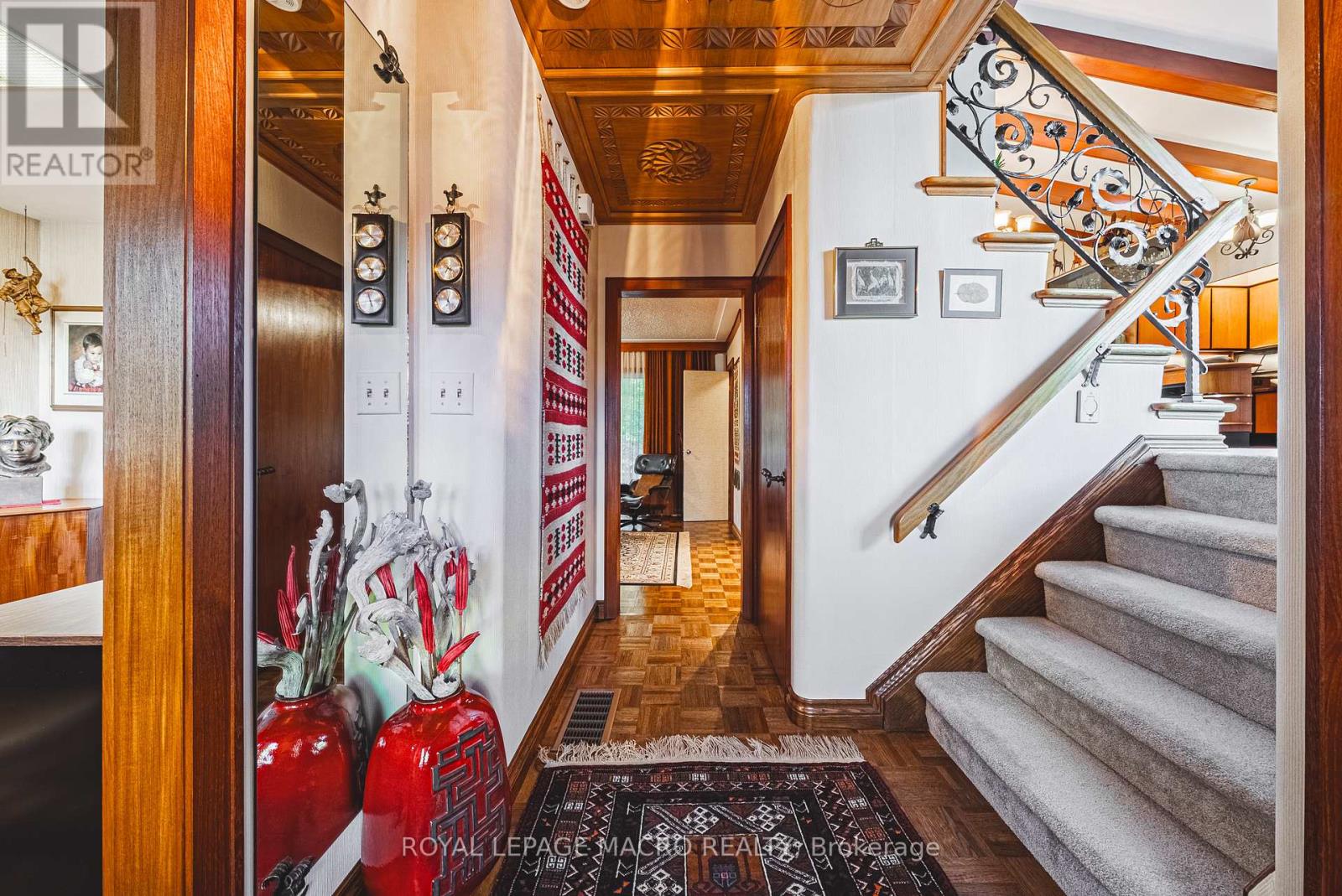 36 Maple Drive, Hamilton, Ontario  L8G 3C2 - Photo 3 - X12546930