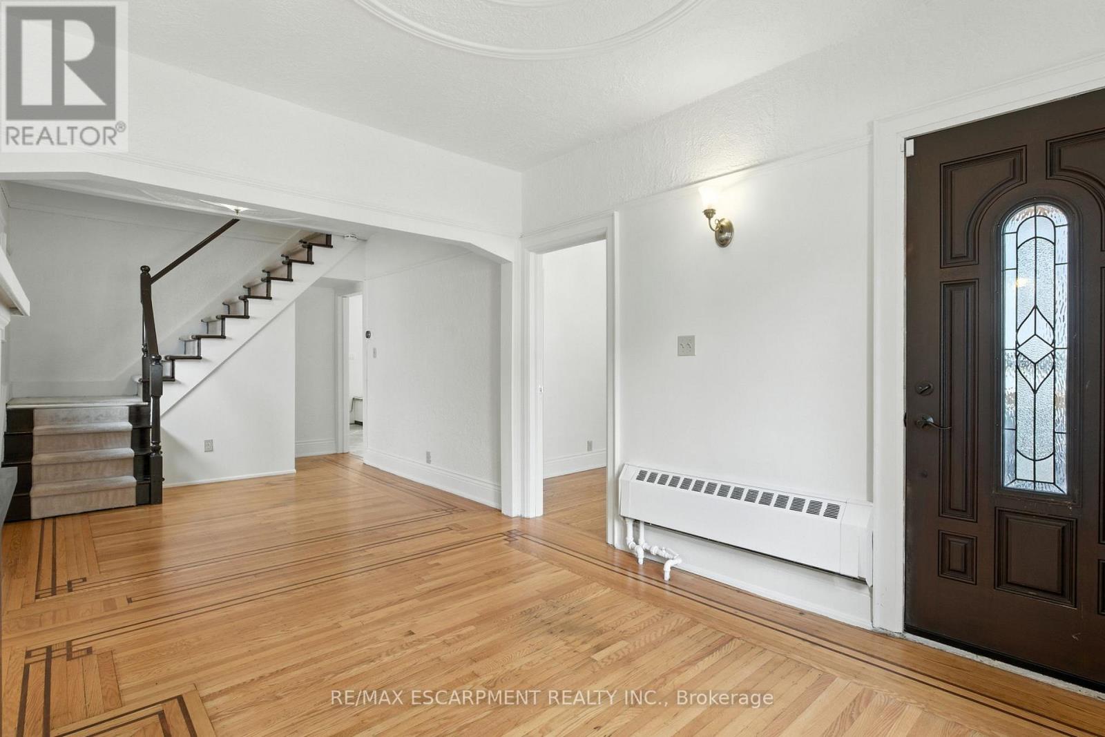 57 Highcliffe Avenue, Hamilton, Ontario  L9A 3L3 - Photo 11 - X12546986