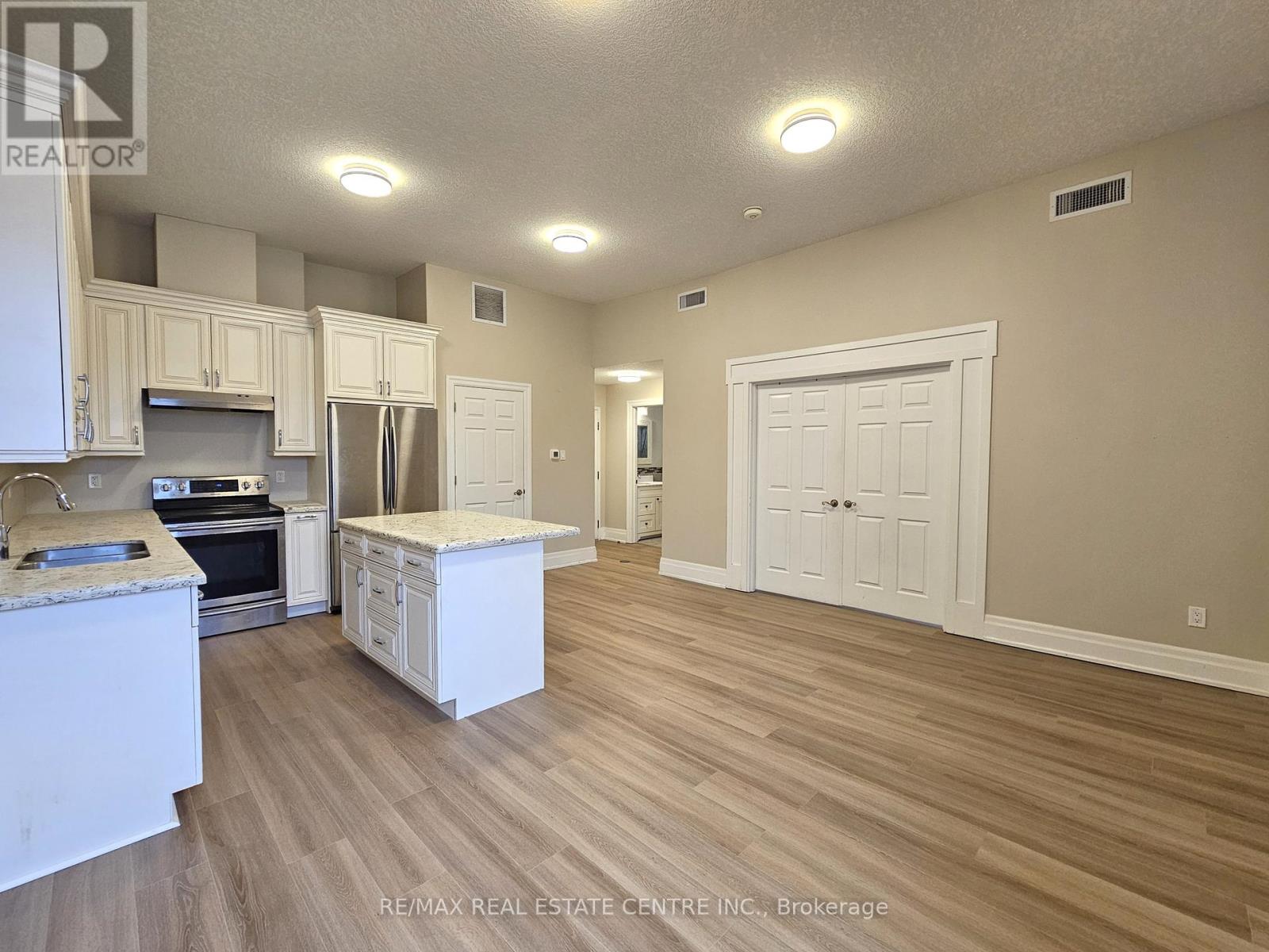 205 - 757 King Street E, Cambridge, Ontario  N3H 3N8 - Photo 5 - X12547054