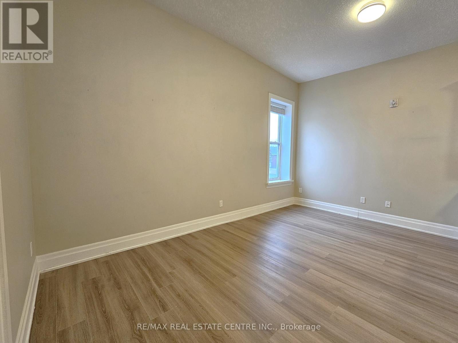 205 - 757 King Street E, Cambridge, Ontario  N3H 3N8 - Photo 6 - X12547054