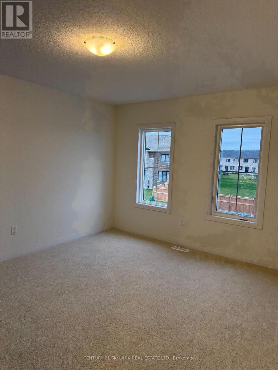 174 Aviron Crescent, Welland, Ontario  L3B 0M5 - Photo 20 - X12547098