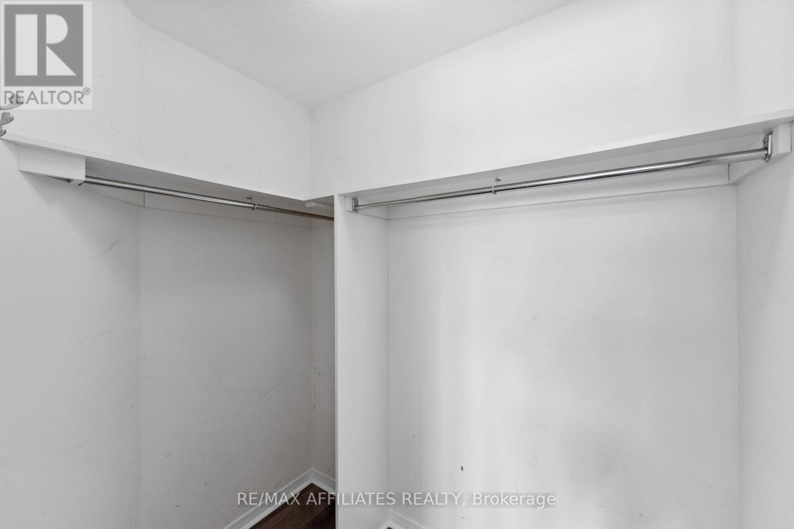 59 Baywood Drive, Ottawa, Ontario K2S 2H5 - Photo 32 - X12453075