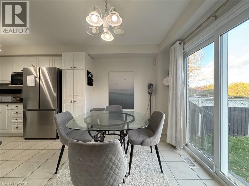 41 Pineridge Drive, Hamilton, Ontario  L9A 5K2 - Photo 10 - 40787013