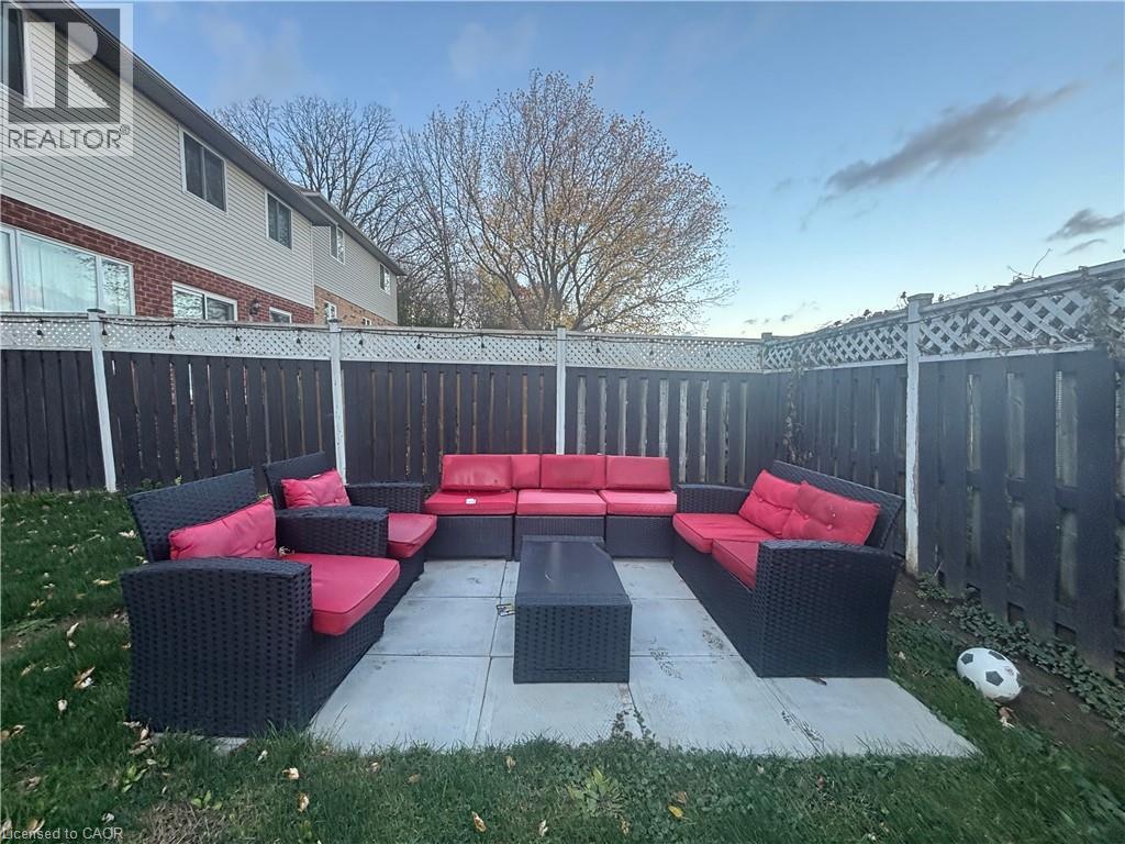 41 Pineridge Drive, Hamilton, Ontario  L9A 5K2 - Photo 42 - 40787013