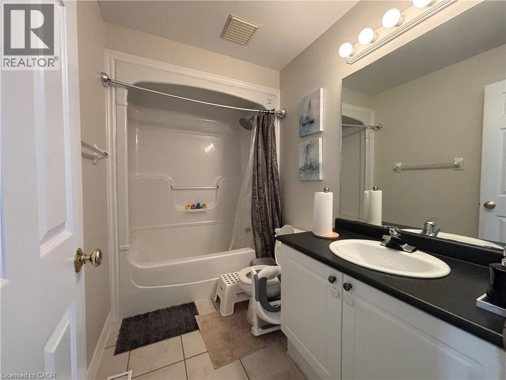 41 Pineridge Drive, Hamilton, Ontario  L9A 5K2 - Photo 24 - 40787013