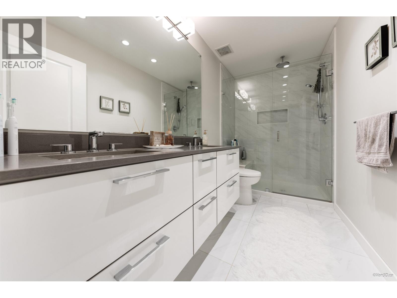 312 2632 Library Lane, North Vancouver, British Columbia  V7J 0B8 - Photo 17 - R3067477