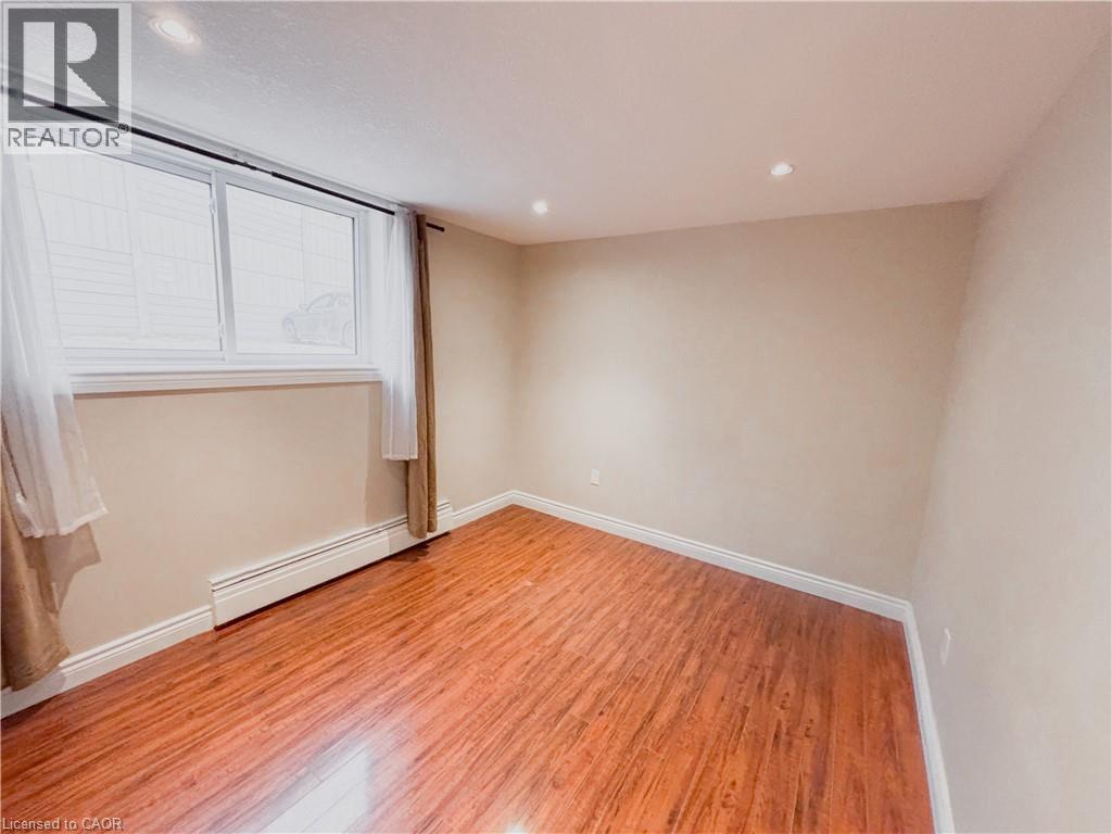 26 Woodfern Court Unit# 1, Kitchener, Ontario  N2E 1H4 - Photo 14 - 40787631