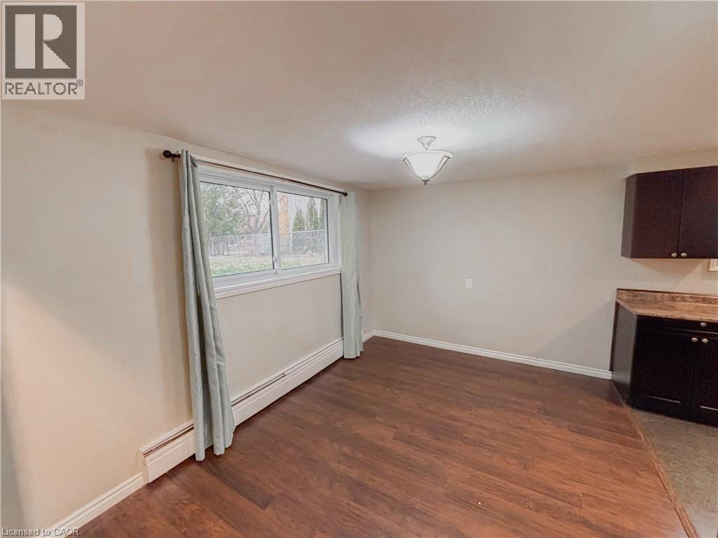 26 Woodfern Court Unit# 1, Kitchener, Ontario  N2E 1H4 - Photo 8 - 40787631