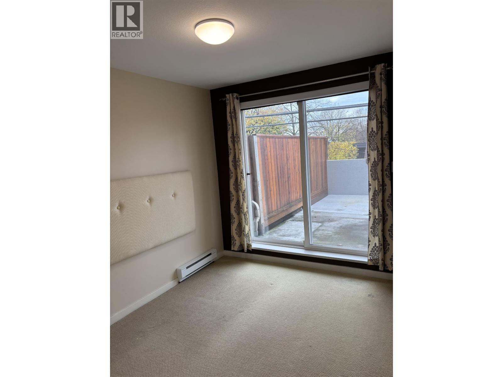 215 1503 W 65th Avenue, Vancouver, British Columbia  V6P 6Y8 - Photo 3 - R3067504