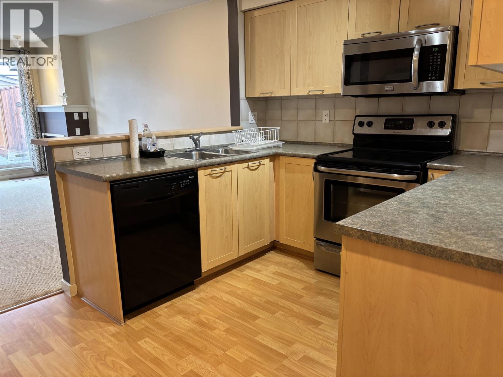 215 1503 W 65th Avenue, Vancouver, British Columbia  V6P 6Y8 - Photo 7 - R3067504