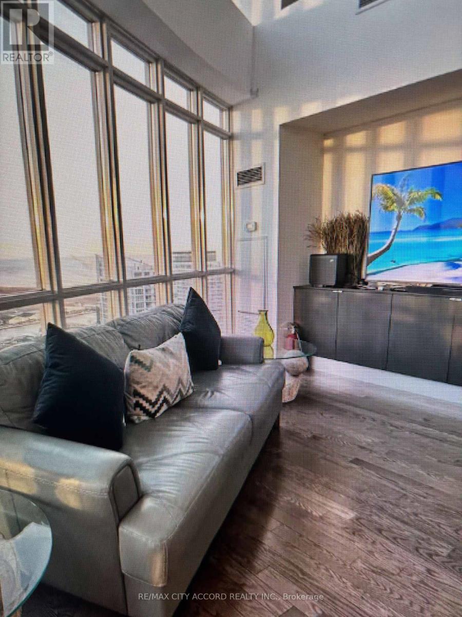 Ph06 - 21 Iceboat Terrace, Toronto, Ontario  M5V 4A9 - Photo 7 - C12547148