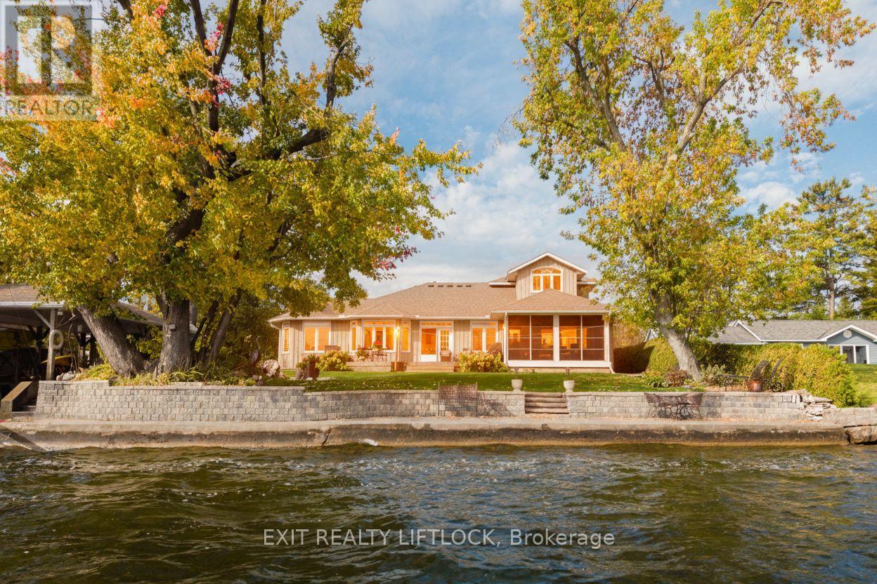 129 Stinson's Bay Road, Kawartha Lakes (Verulam), Ontario  K0M 1N0 - Photo 1 - X12547026