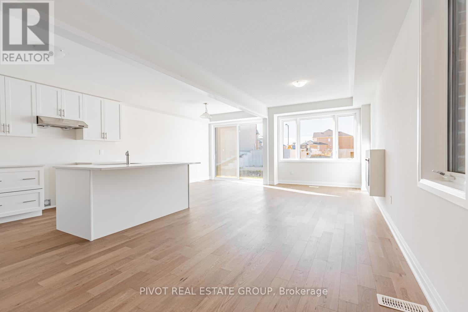 26 Lipscott Drive, Caledon, Ontario  L7C 4L2 - Photo 9 - W12500972