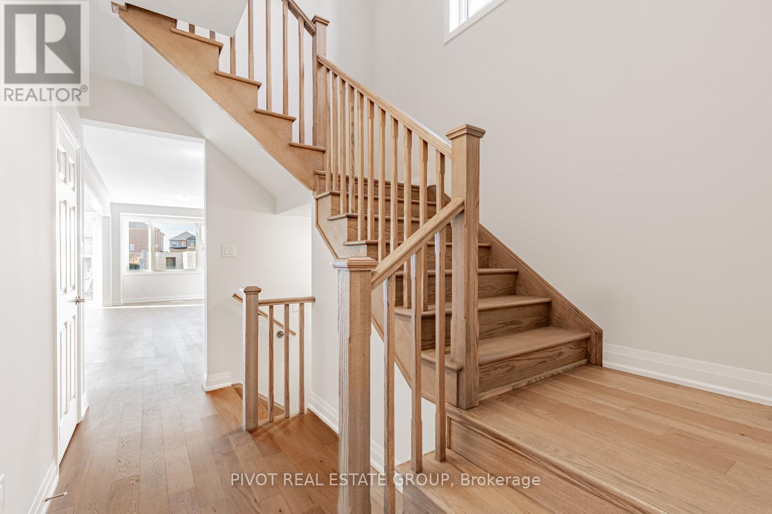 26 Lipscott Drive, Caledon, Ontario  L7C 4L2 - Photo 6 - W12500972