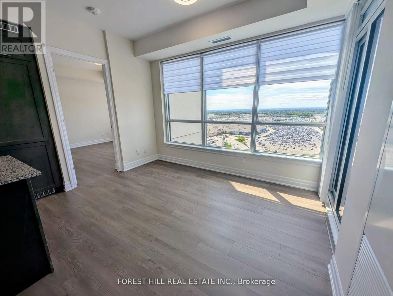 1909 - 9075 Jane Street, Vaughan, Ontario L5K 0L7 - Photo 11 - N12547168