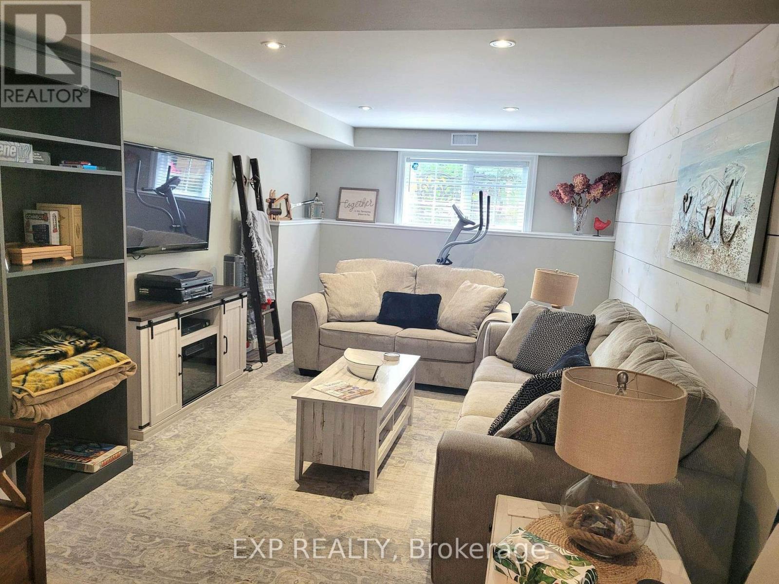 50 Trott Boulevard, Collingwood, Ontario  L9Y 5B6 - Photo 9 - S12547164