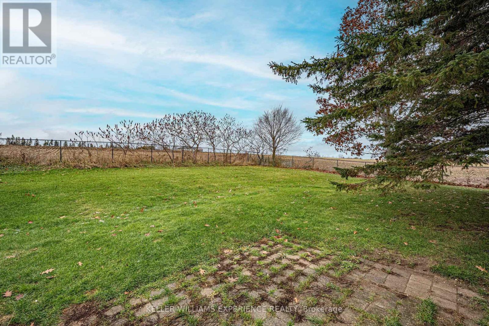 2717 3/4 Sunnidale Side Road, Clearview, Ontario  L0M 1N0 - Photo 31 - S12547190