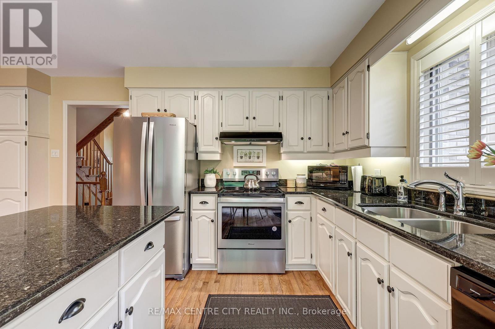 39830 Shady Lane Crescent, Southwold, Ontario  N5P 3T2 - Photo 27 - X12547230