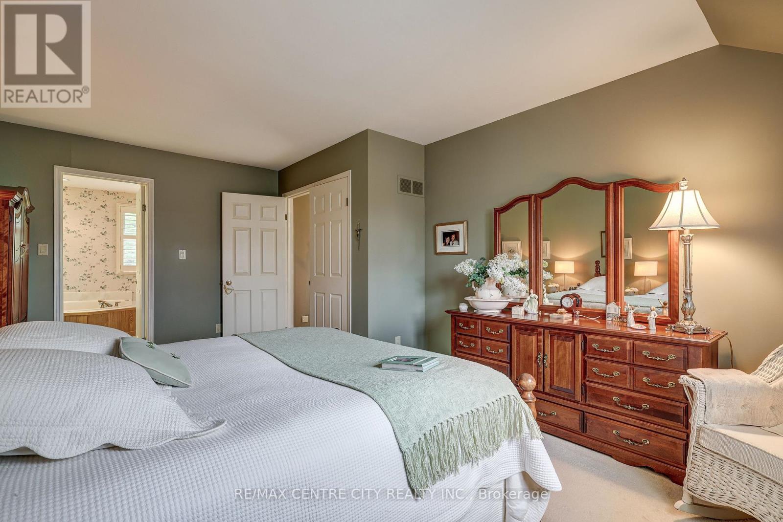 39830 Shady Lane Crescent, Southwold, Ontario  N5P 3T2 - Photo 33 - X12547230