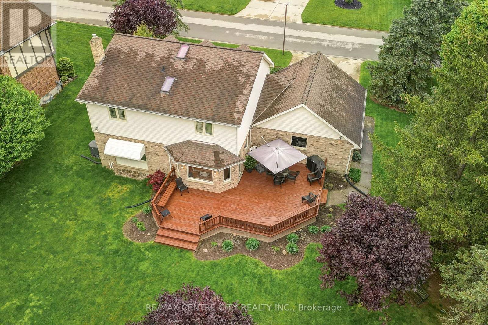 39830 Shady Lane Crescent, Southwold, Ontario  N5P 3T2 - Photo 45 - X12547230