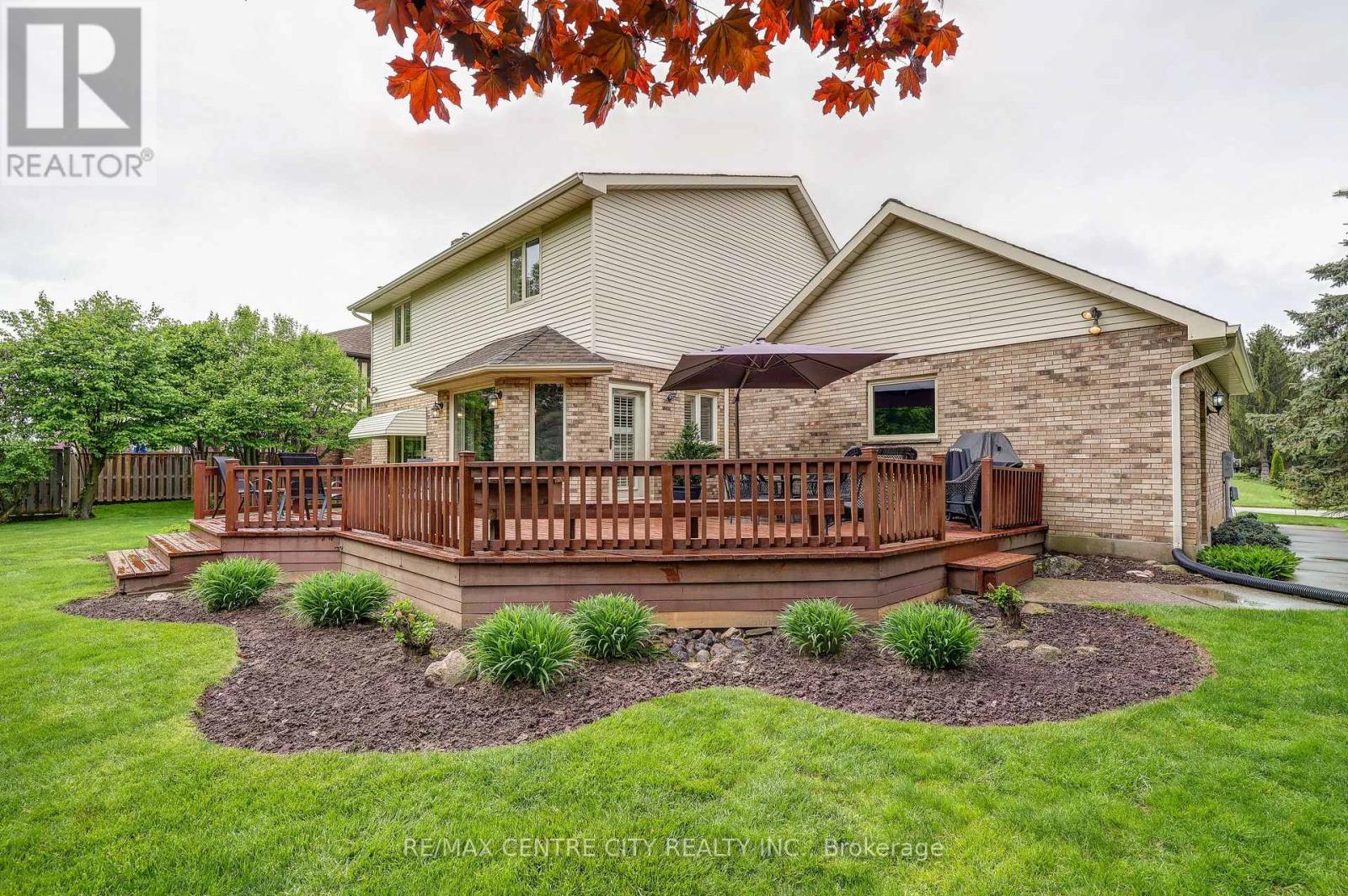 39830 Shady Lane Crescent, Southwold, Ontario  N5P 3T2 - Photo 7 - X12547230