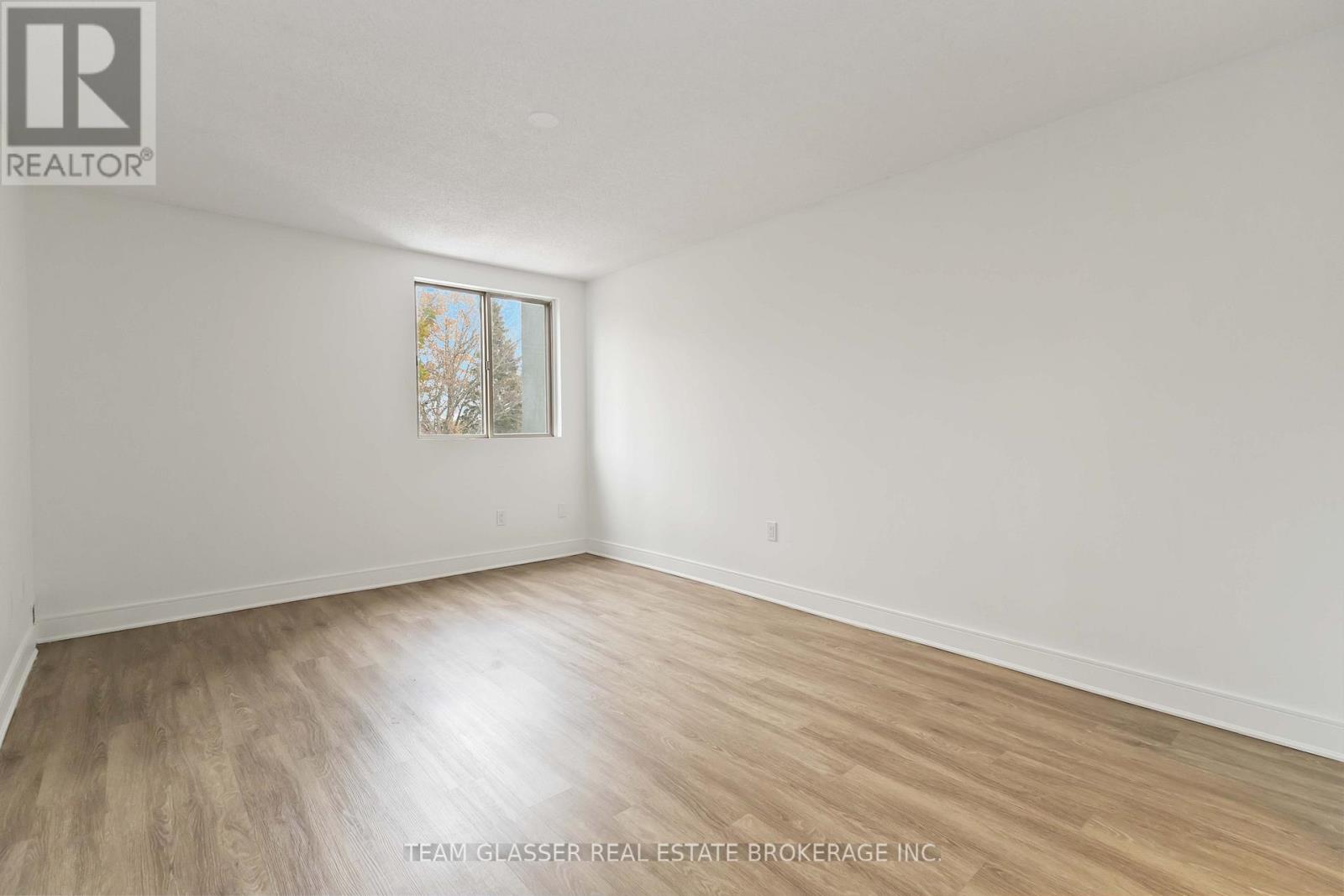 404 - 500 Proudfoot Lane, London North, Ontario  N6H 5G7 - Photo 23 - X12547306