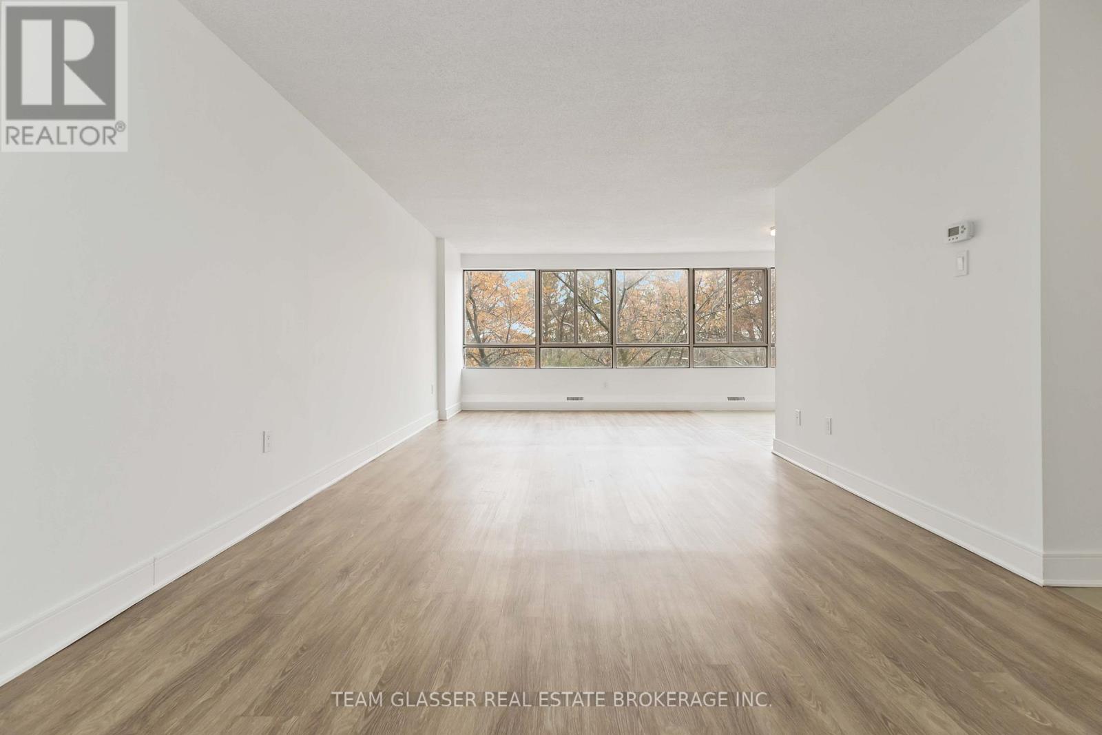 404 - 500 Proudfoot Lane, London North, Ontario  N6H 5G7 - Photo 8 - X12547306