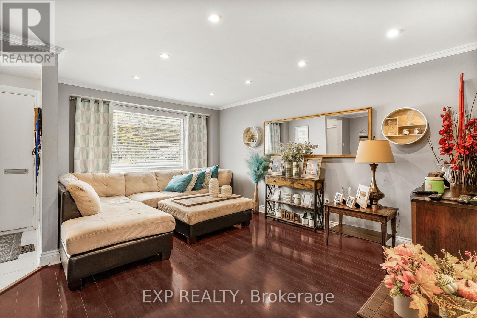 70 - 7824 Jeanne D'arc Boulevard N, Ottawa, Ontario K1C 2E9 - Photo 4 - X12547252