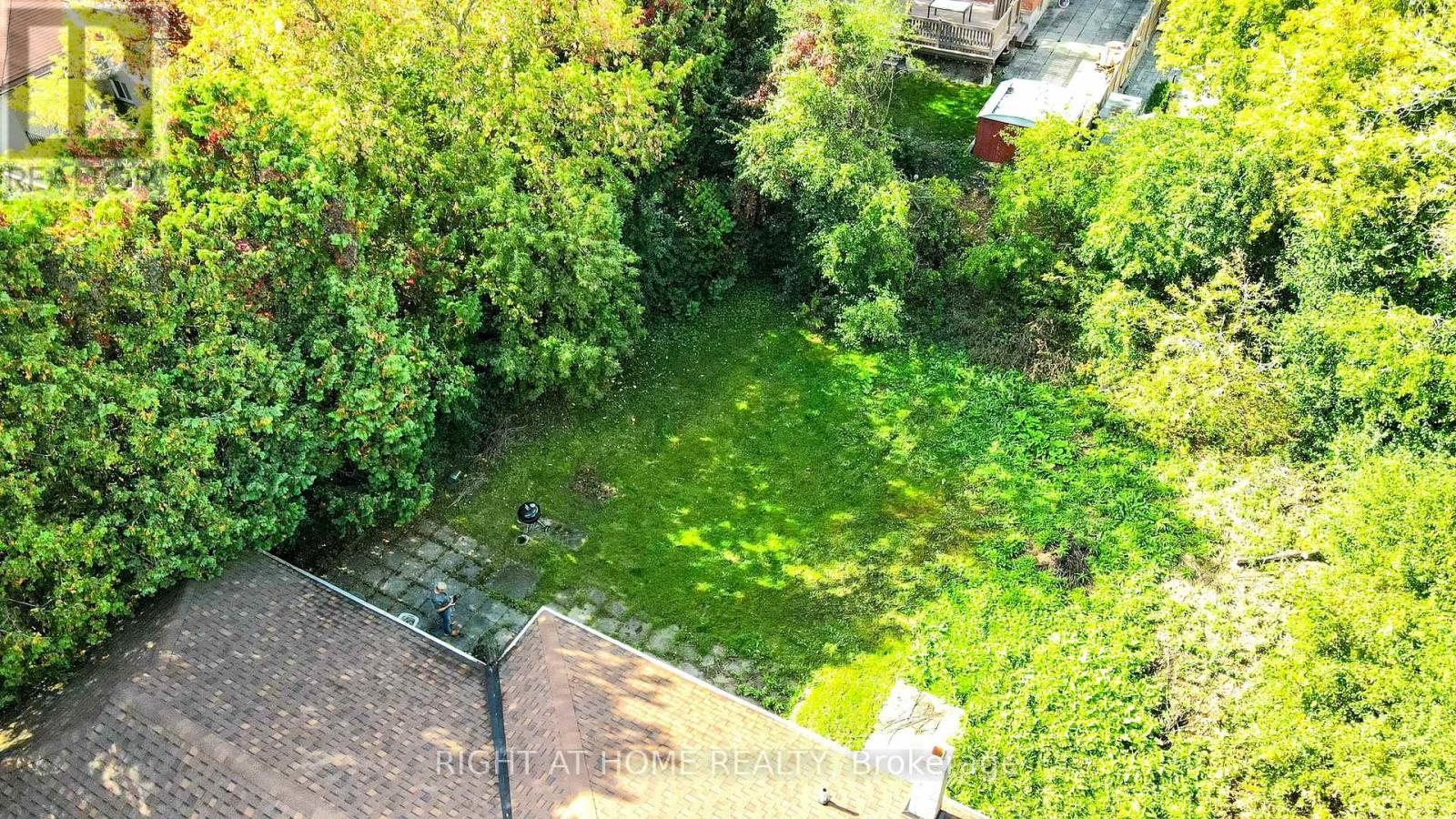 6 Manorcrest Drive, Toronto, Ontario M2N 5K1 - Photo 19 - C12453355