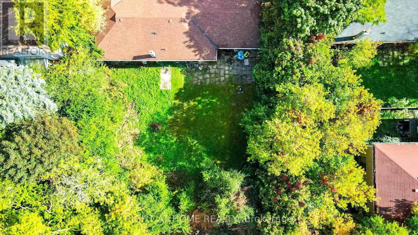 6 Manorcrest Drive, Toronto, Ontario M2N 5K1 - Photo 20 - C12453355