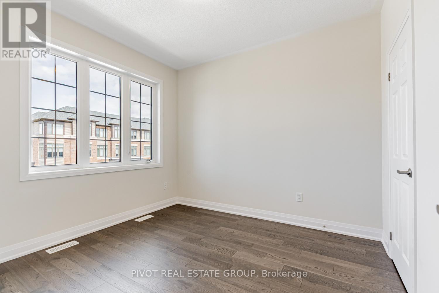 30 Lipscott Drive, Caledon, Ontario  L7C 4L2 - Photo 30 - W12500906