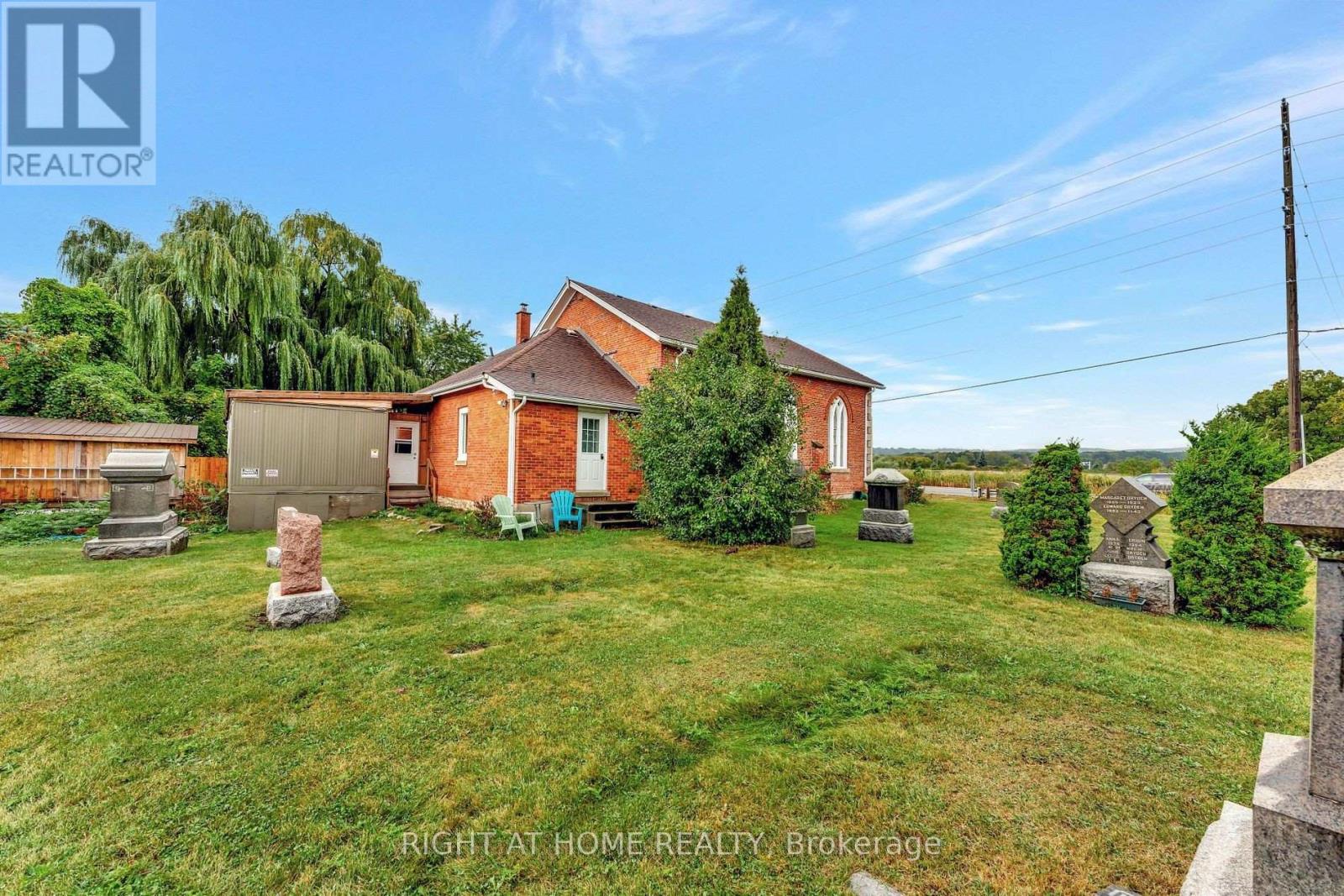 3318 Dundas Street, Burlington, Ontario  L7P 0S8 - Photo 23 - W12547154