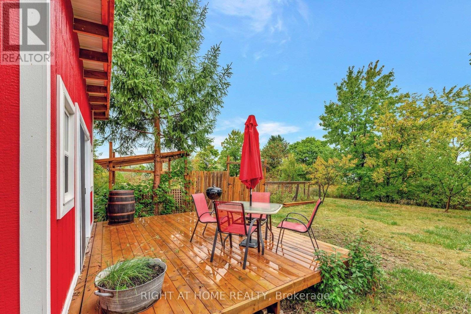 3318 Dundas Street, Burlington, Ontario  L7P 0S8 - Photo 25 - W12547154