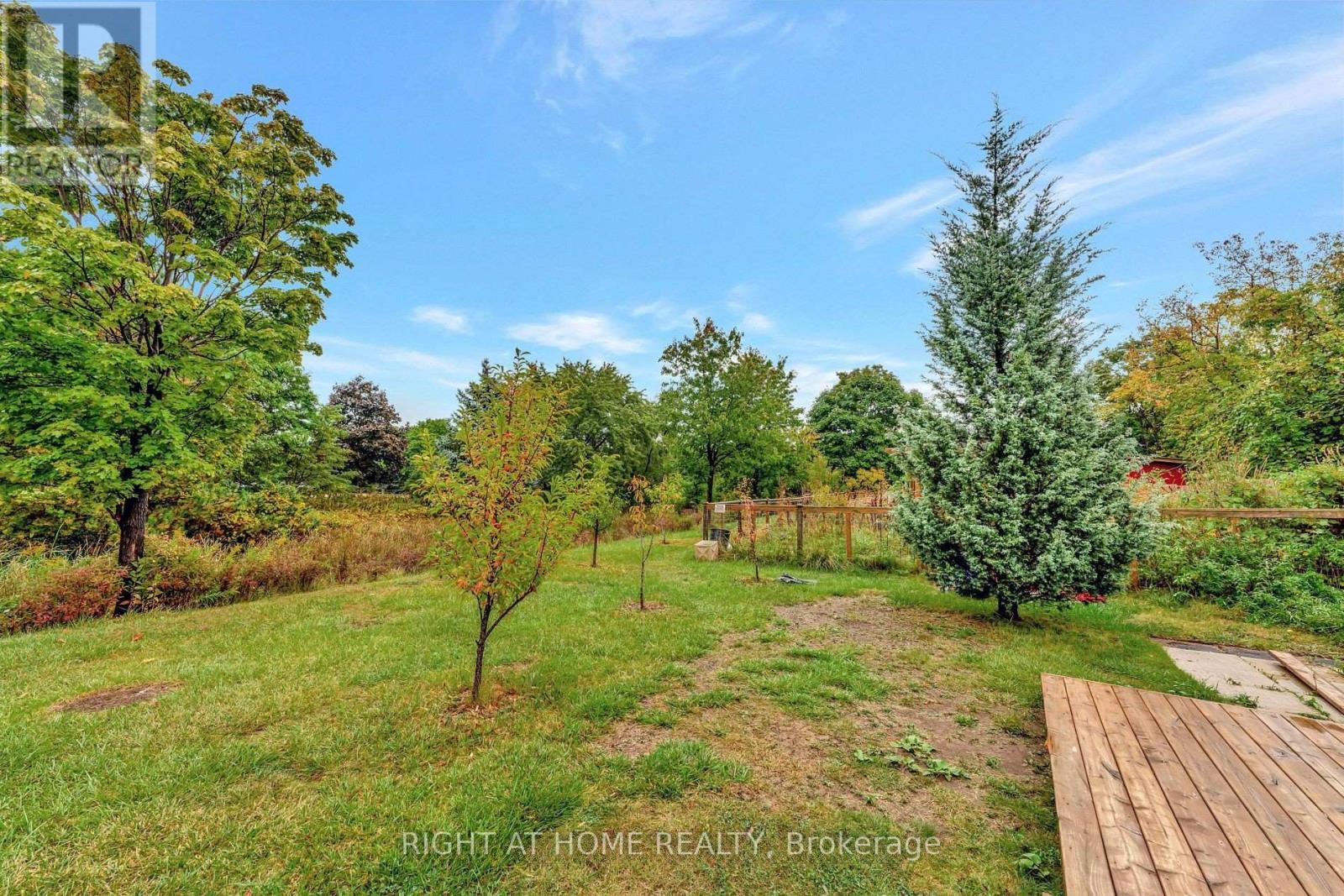 3318 Dundas Street, Burlington, Ontario  L7P 0S8 - Photo 31 - W12547154