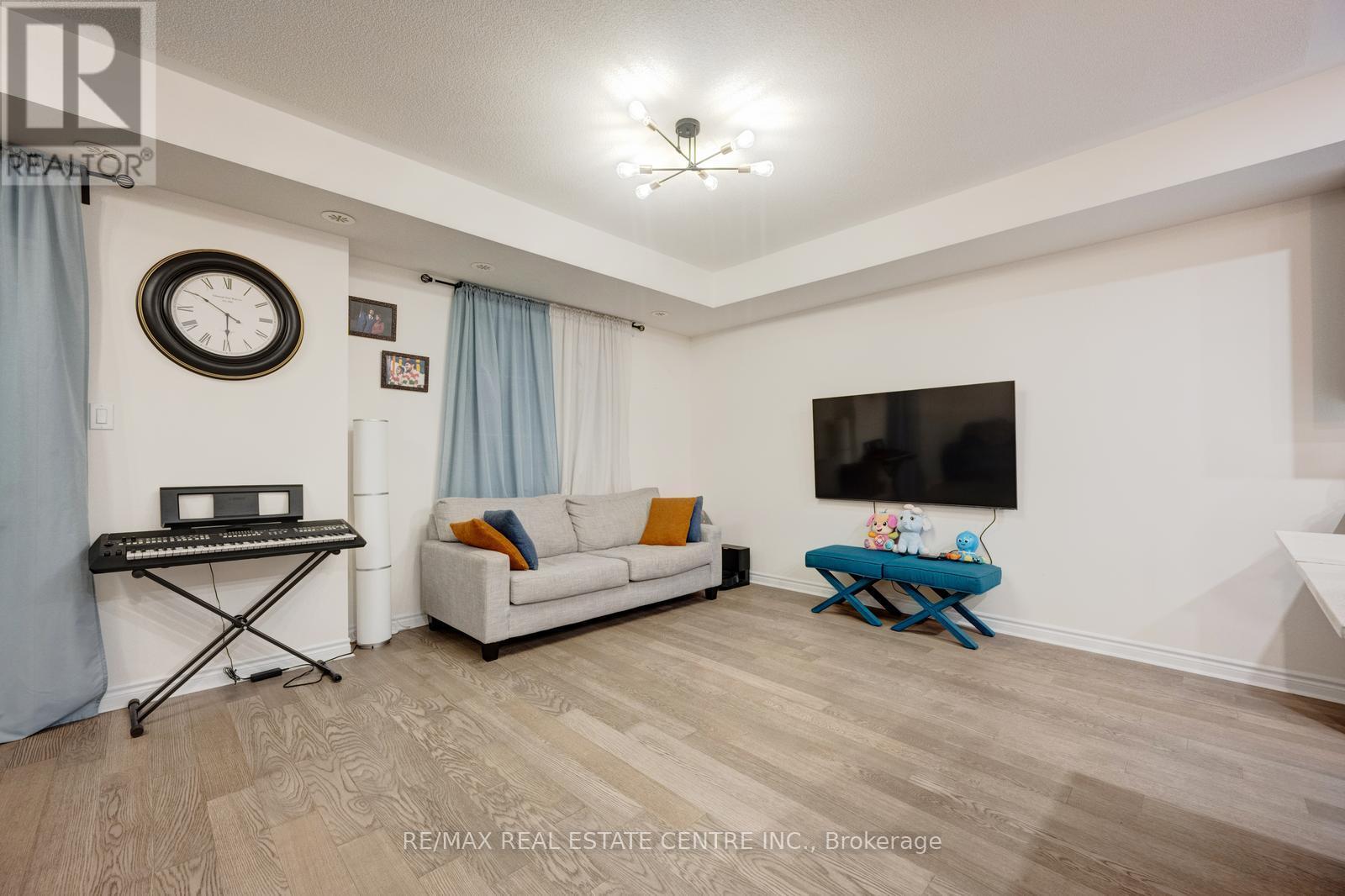 13 - 78 Preston Meadow Avenue, Mississauga, Ontario  L4Z 0C8 - Photo 9 - W12547160