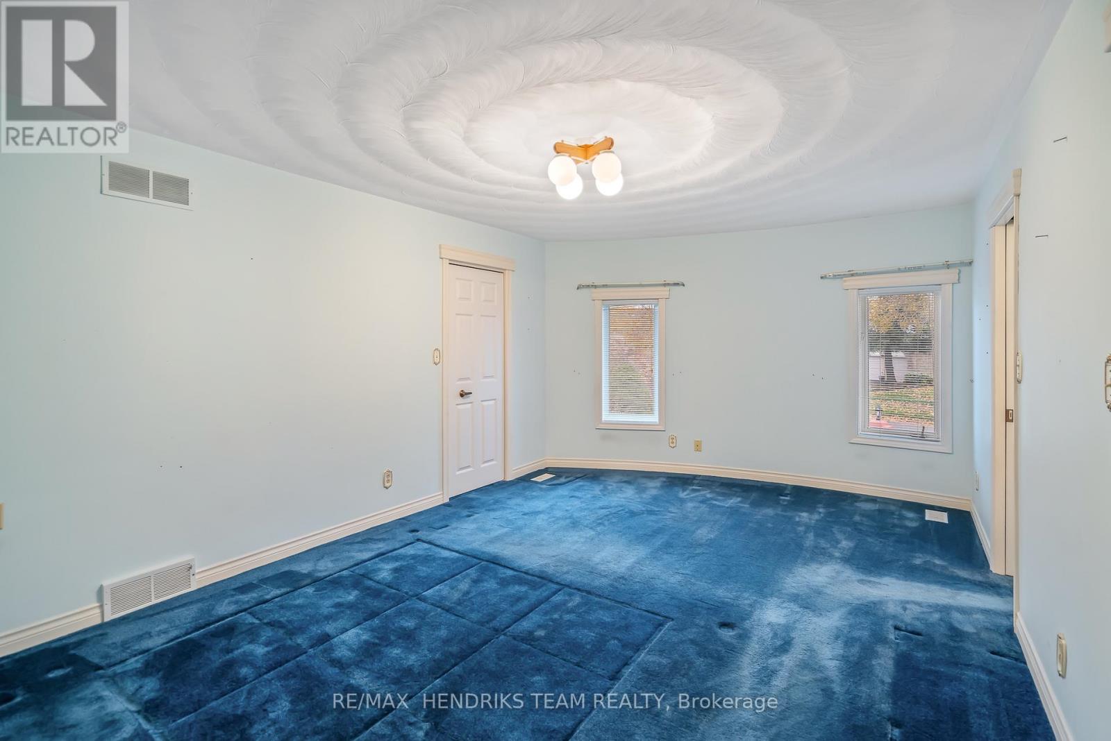 85 Westgate Park Drive, St. Catharines, Ontario L2N 5X1 - Photo 16 - X12547300