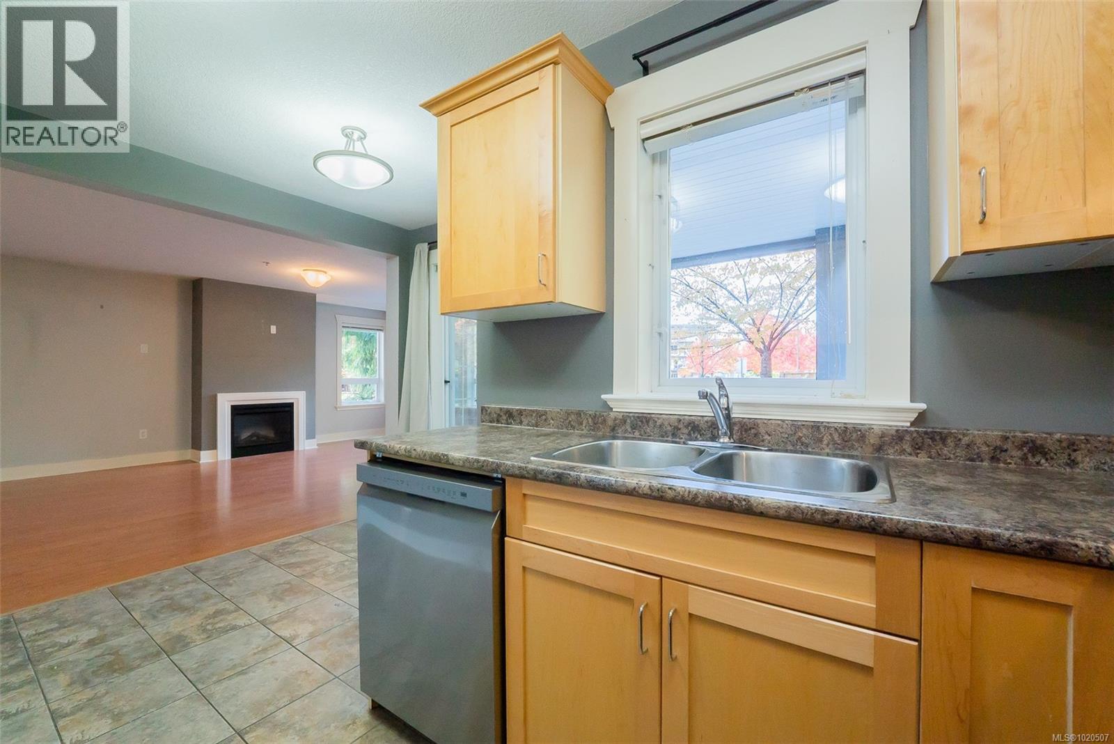 201 1620 Townsite Rd, Nanaimo, British Columbia  V9S 1N2 - Photo 8 - 1020507