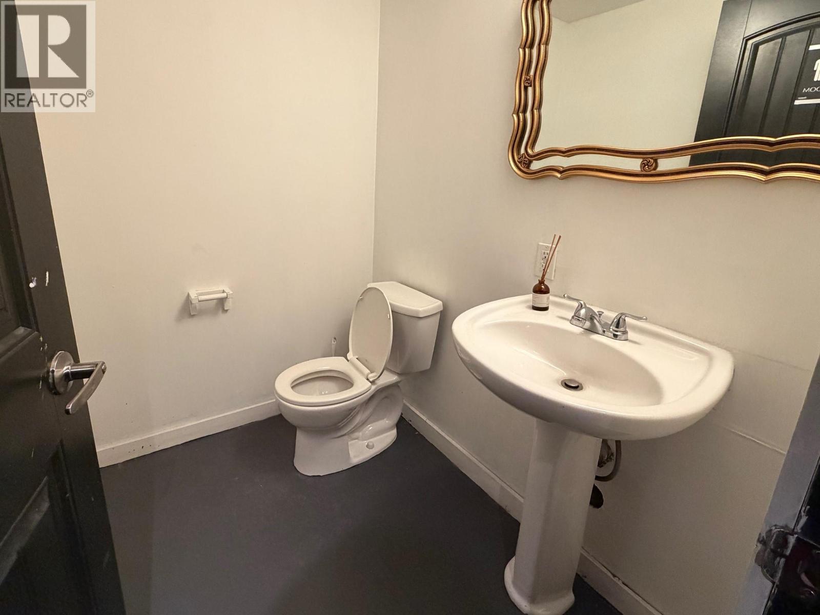 250 Victoria Street, Kamloops, British Columbia  V2C 2A2 - Photo 7 - 10369271