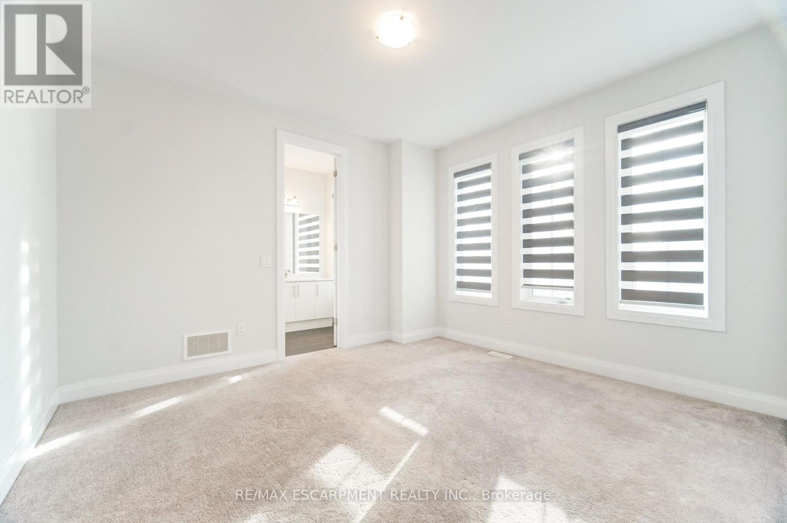 1095 Edinburgh Drive, Woodstock, Ontario  N4T 0M6 - Photo 28 - X12547134