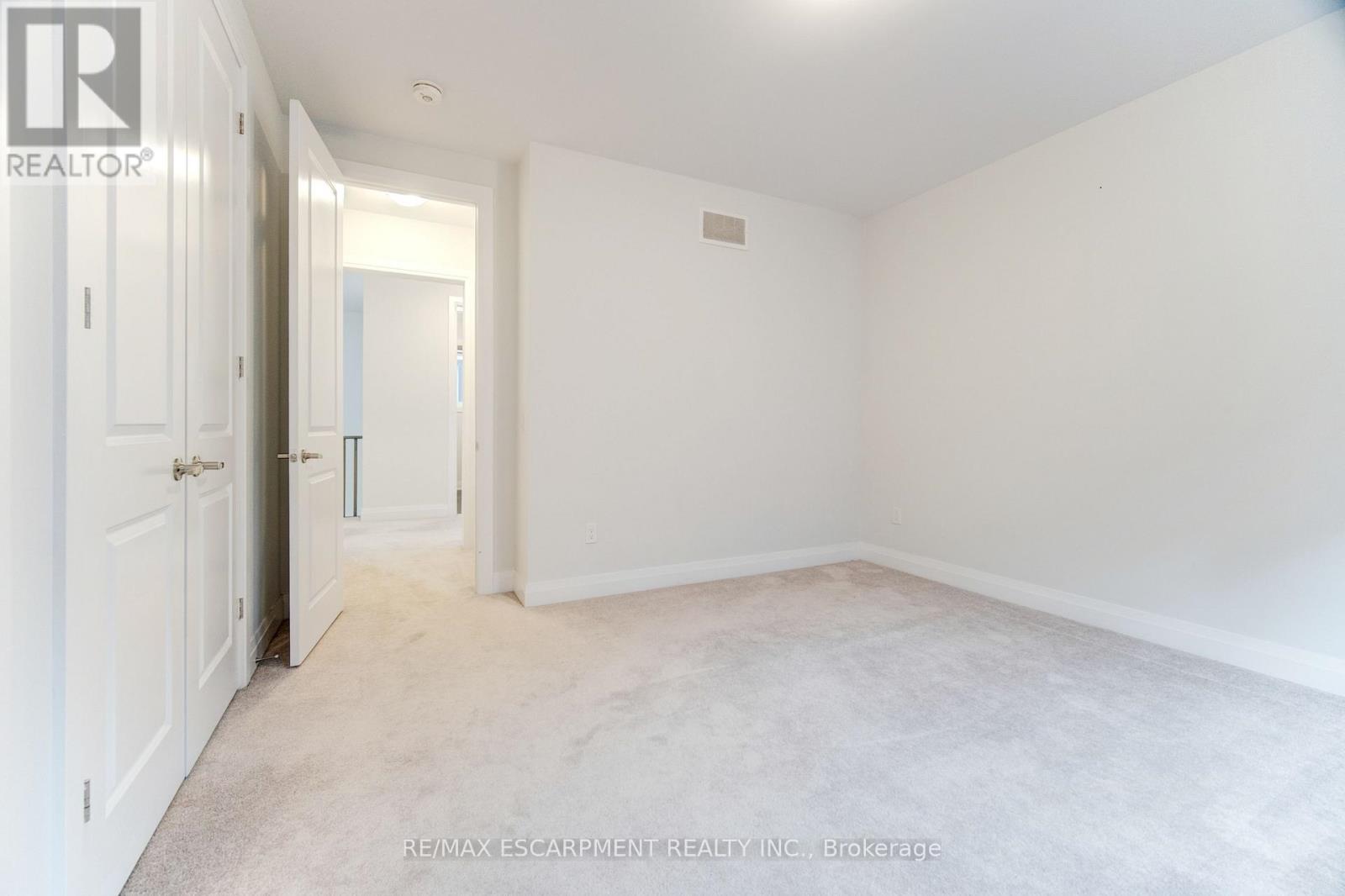 1095 Edinburgh Drive, Woodstock, Ontario  N4T 0M6 - Photo 34 - X12547134