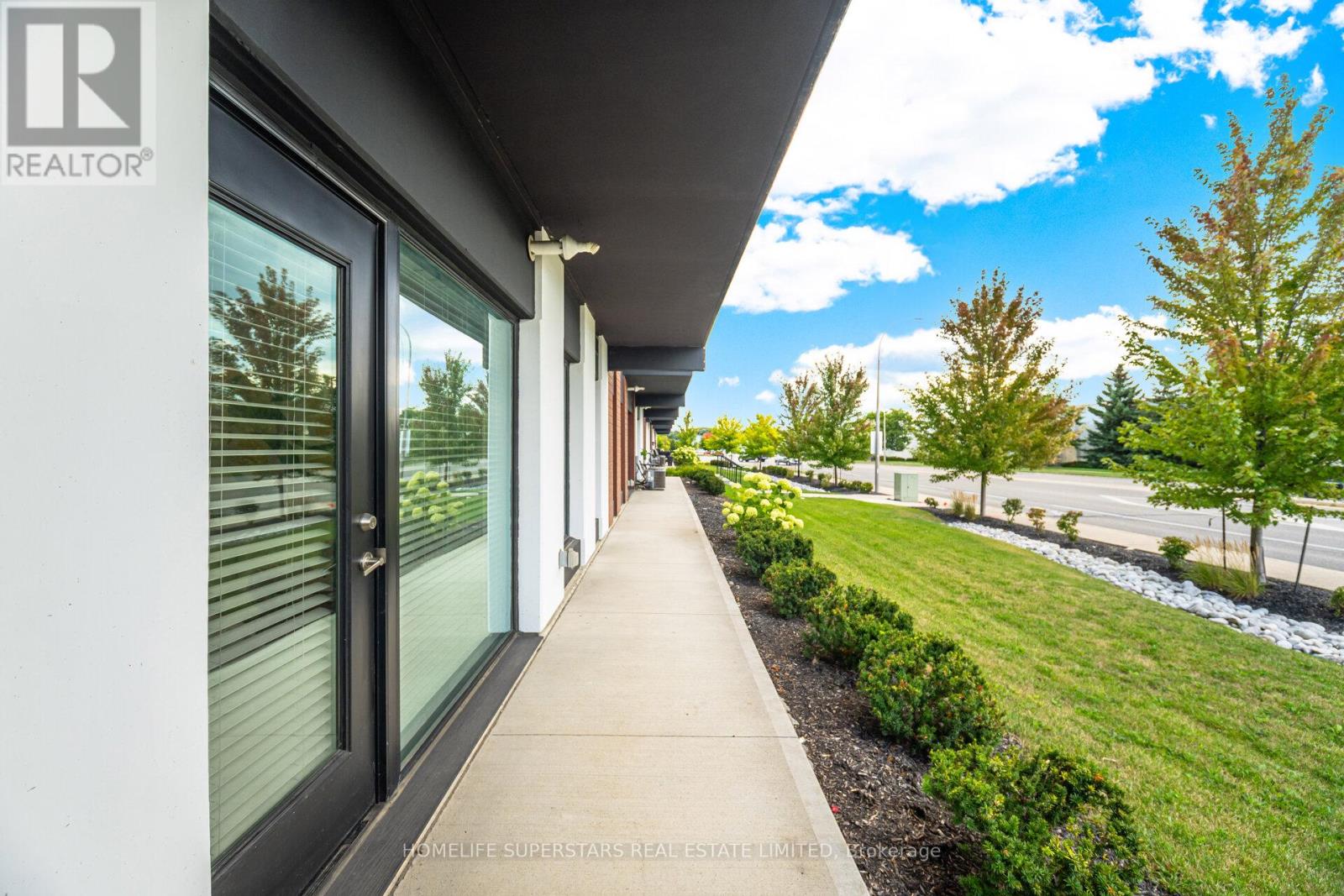 115 - 5 Wake Robin Drive, Kitchener, Ontario  N2E 0H6 - Photo 25 - X12547142