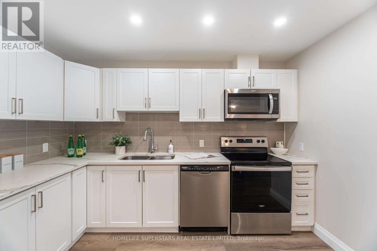 115 - 5 Wake Robin Drive, Kitchener, Ontario  N2E 0H6 - Photo 9 - X12547142