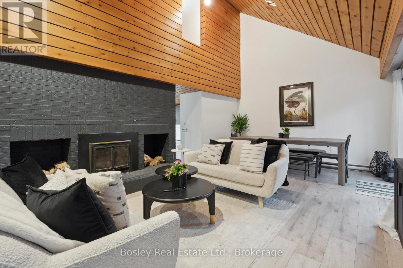 101 St Moritz Crescent, Blue Mountains, Ontario L9Y 0S6 - Photo 13 - X12547248