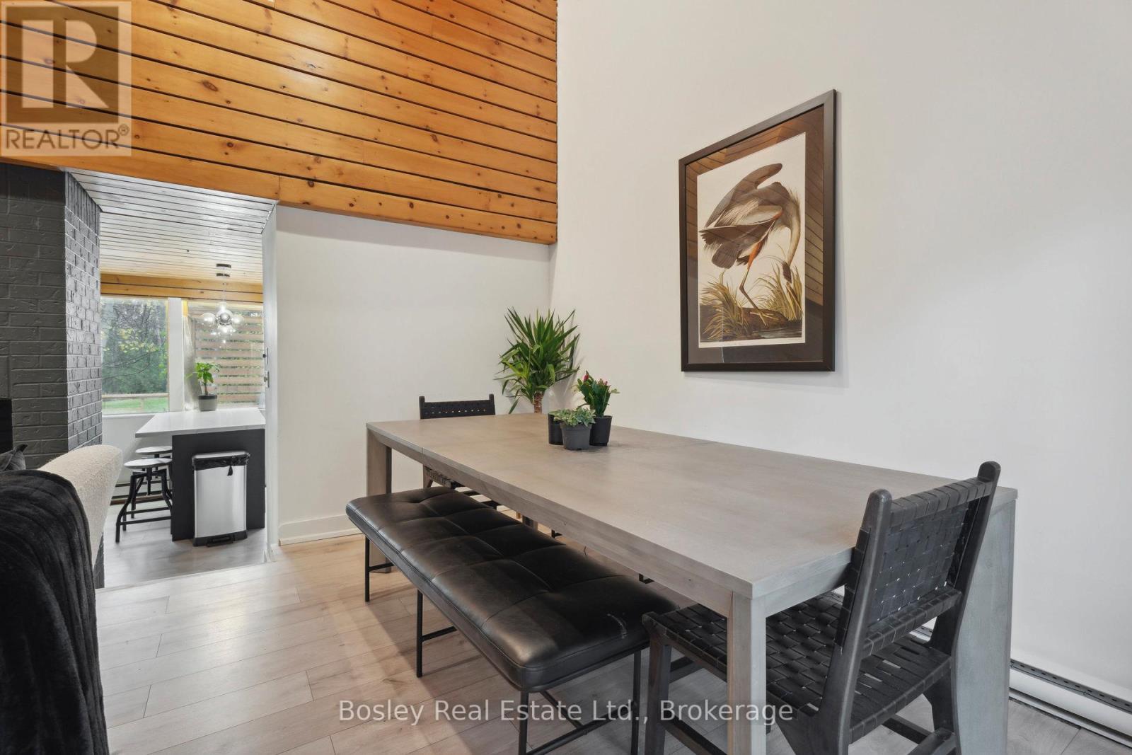 101 St Moritz Crescent, Blue Mountains, Ontario L9Y 0S6 - Photo 15 - X12547248