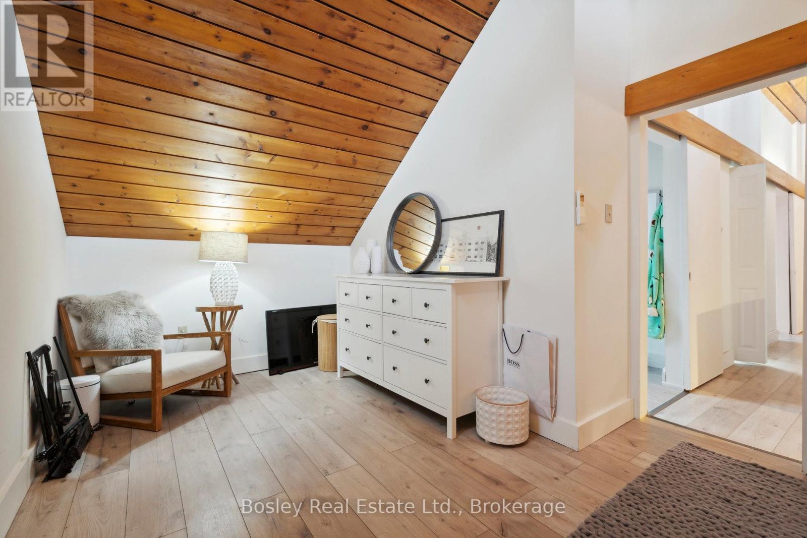 101 St Moritz Crescent, Blue Mountains, Ontario L9Y 0S6 - Photo 25 - X12547248