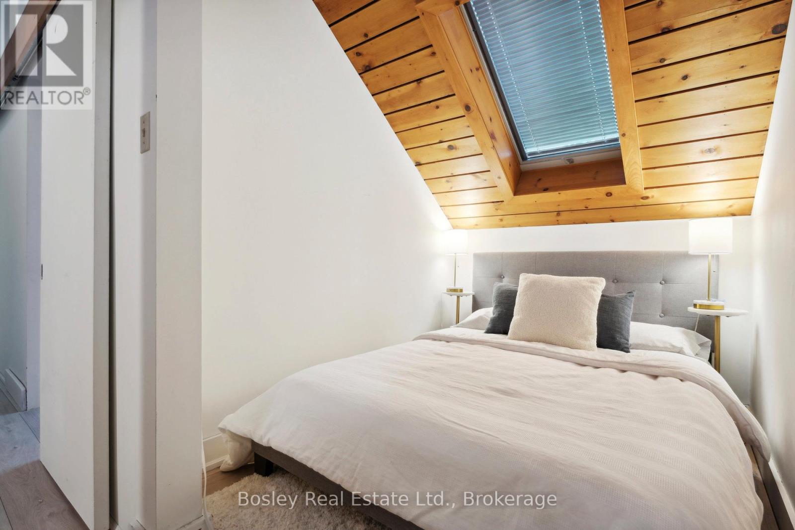 101 St Moritz Crescent, Blue Mountains, Ontario L9Y 0S6 - Photo 30 - X12547248