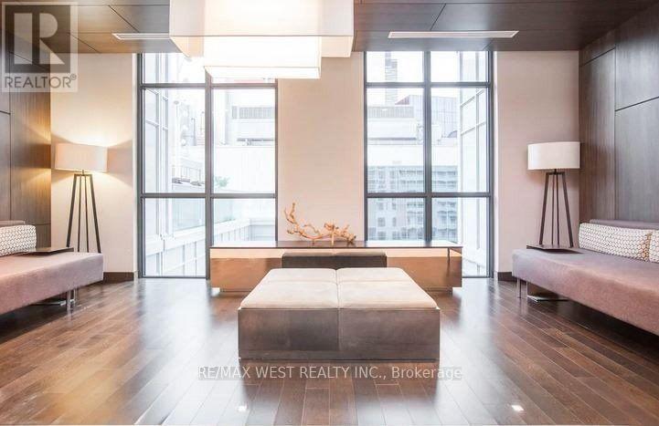 1005 - 300 Front Street W, Toronto, Ontario  M5V 0E9 - Photo 21 - C12547212